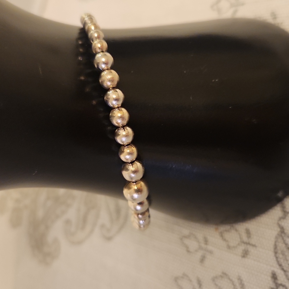 LOVELY STERLING SILVER CUFF BRACELET! 6 1/2"